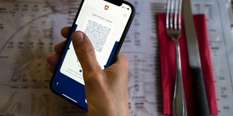 Genève et Vaud partent en guerre contre les faux certificats Covid 