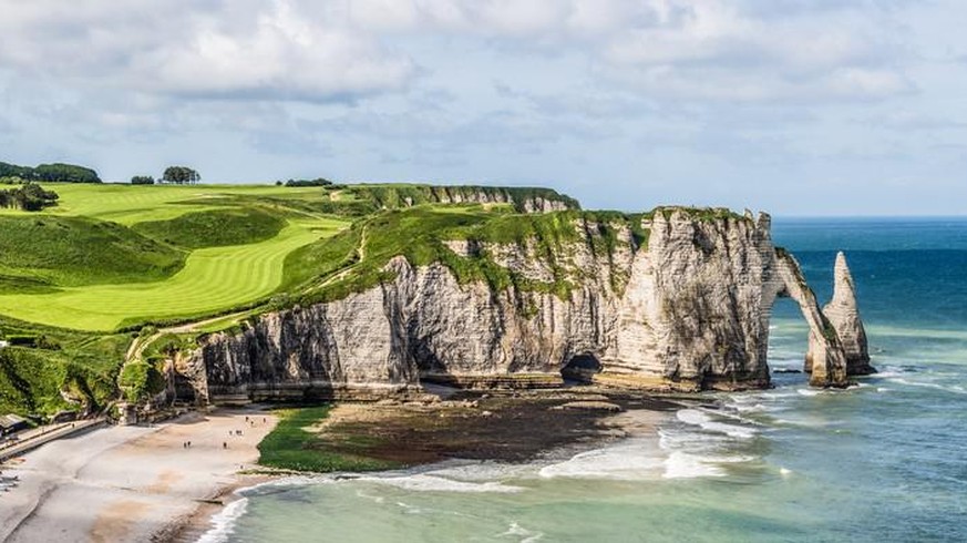 Etretat normandie frankreich seebad meer