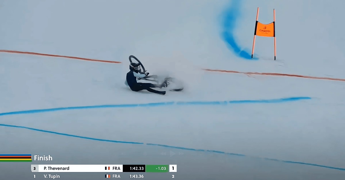 Finish insolite aux Championnats du monde de snow bike