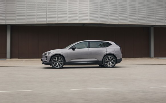 Volvo EX60