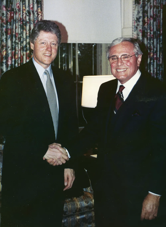 Bill Clinton et son tailleur.