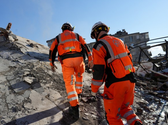 Les secouristes de la Chaîne de sauvetage suisse continuent de chercher des survivants, quatre jours après le tremblement de terre (archives).