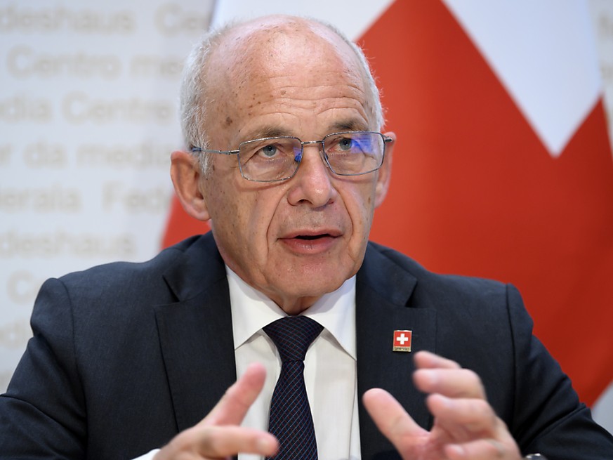 Le ministre suisse des finances Ueli Maurer s'est dit surpris jeudi soir par l'invasion russe en Ukraine.