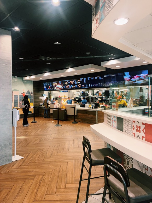 Le plus grand McDonald&#039;s du monde, à Orlando, en Floride.