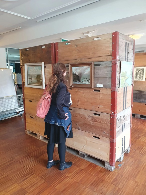 L'objet de famille, ici présenté dans l'exposition éphémère de Fundkunst, à Lucerne.
