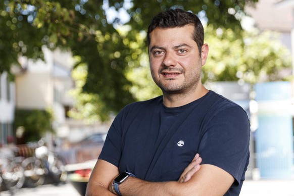 Pascal Meyer, directeur de Qoqa, pose pour le photographe ce mardi, 23 juin 2020 a Grandvaux. Qoqa est une entreprise Suisse basee a Bussigny et active sur internet. (KEYSTONE/Cyril Zingaro)