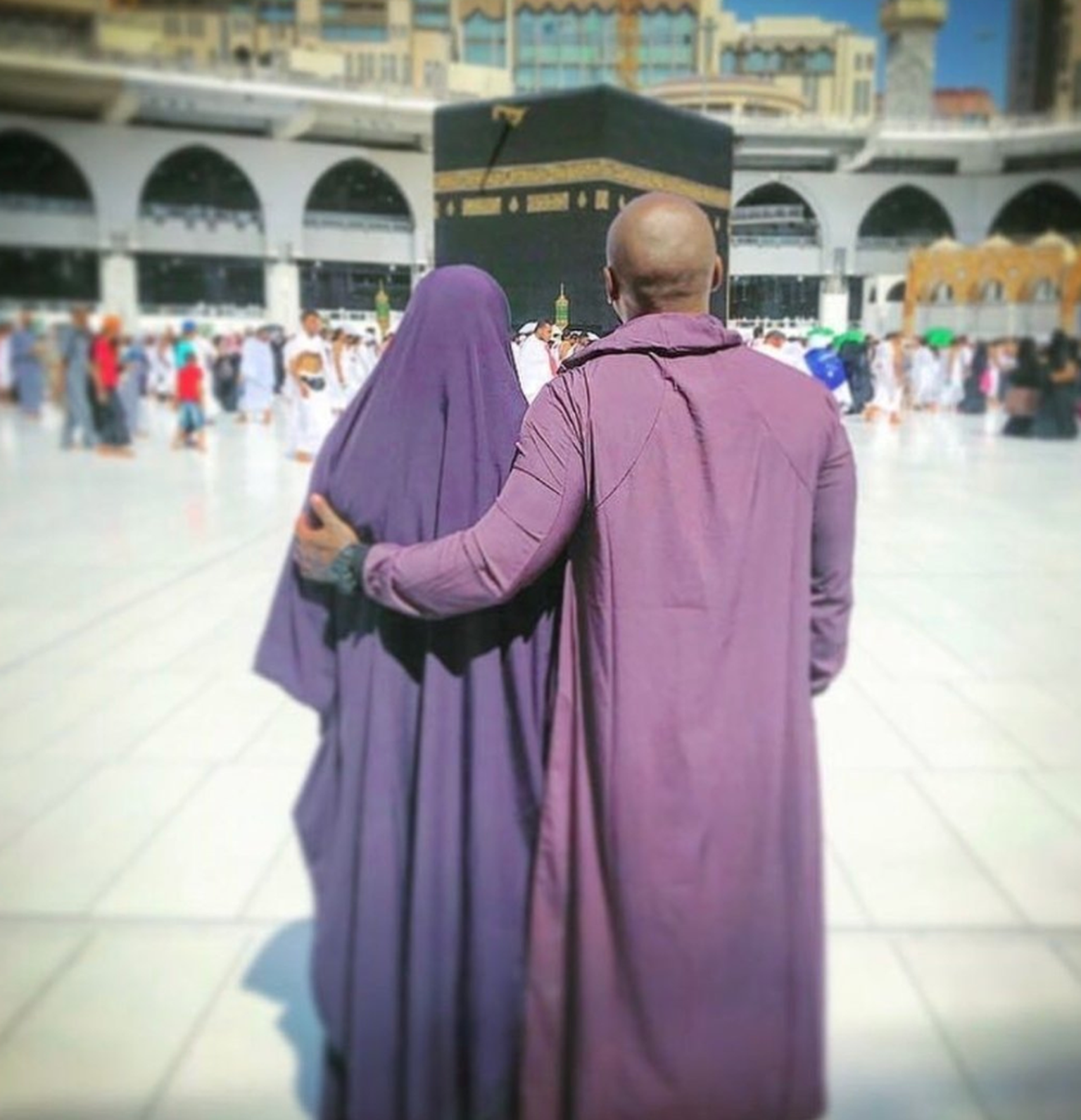 Marc Blata s'est converti à l'islam par amour, avant d'épouser Nadé et de fuir à Dubaï.