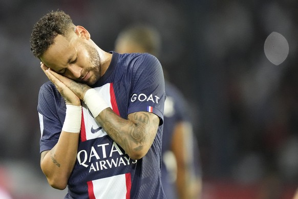 PSG&#039;s Neymar gestures during the French League One soccer match between Paris Saint-Germain and Montpellier at the Parc des Princes in Paris, Saturday, Aug. 13, 2022. (AP Photo/Francois Mori)