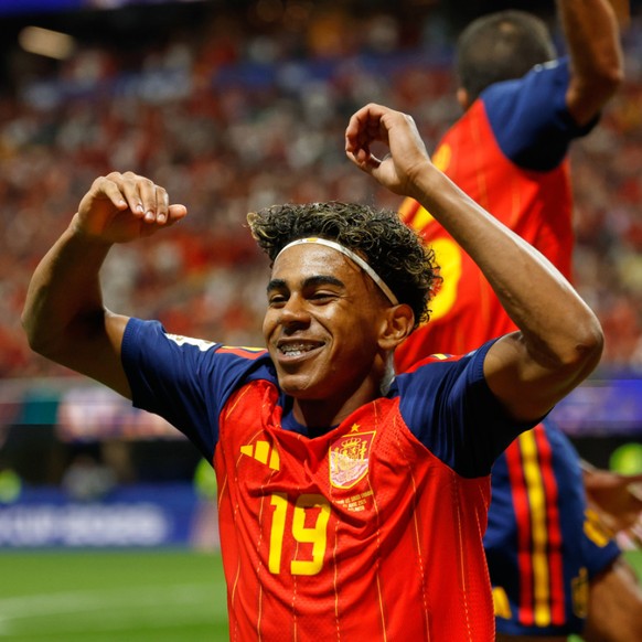 Lamine Yamal célèbre son premier but en Coupe du monde à 18 ans