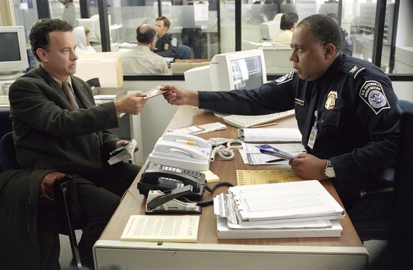 Tom Hanks and Barry Shabaka Henley in Terminal (2004)