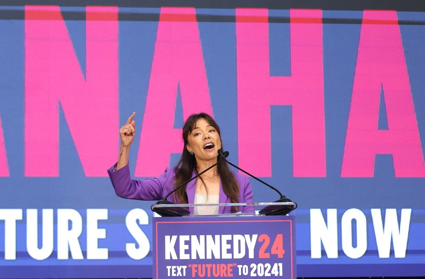 OAKLAND, CALIFORNIA - MARCH 26: Independent Vice Presidential candidate Nicole Shanahan speaks during a campaign event to announce Independent presidential candidate Robert F. Kennedy Jr.&#039;s pick  ...