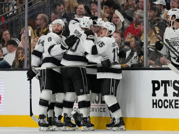 Los Angeles Kings ont renversé les Vegas Golden Knights mercredi en NHL