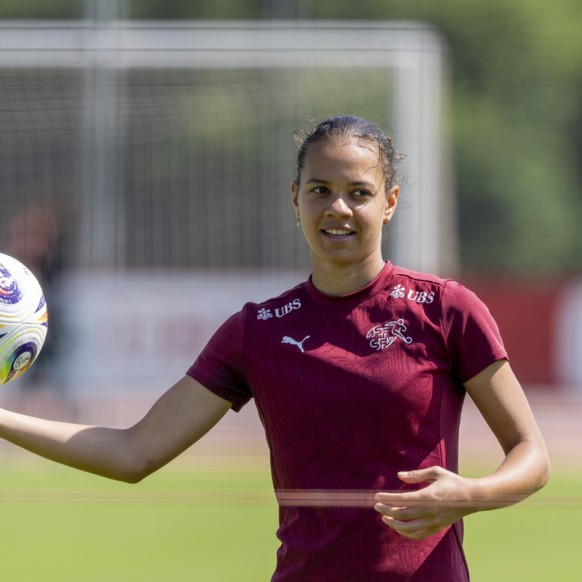 Une nouvelle aventure pour Iman Beney