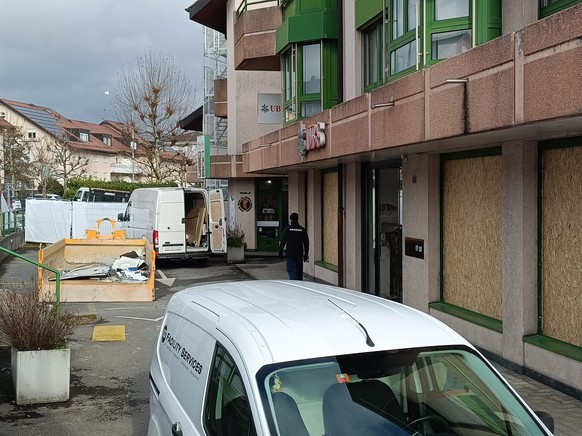 Bancomat dynamité à Gland (VD).