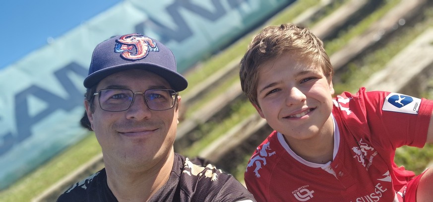 Robert (14 ans) vivra sa première finale de Coupe de Suisse. «Ça va être une ambiance très spéciale», promet son père Alexander.