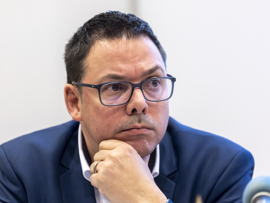 Selon le ministre jurassien de l'agriculture Stéphane Theurillat, "la Confédération doit faire preuve de solidarité envers les éleveurs qui supportent les conséquences les plus lourdes" ...