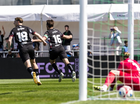 Lukas Görtler (no 16) ouvre la marque pour Saint-Gall.