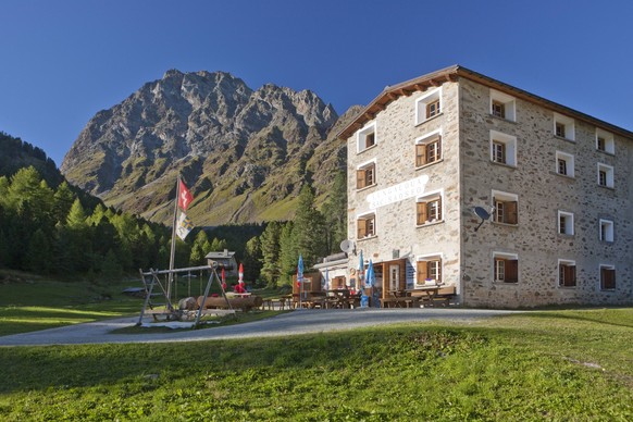 Puschlav SAC Hütte bei Alpe Saoseo im Puschlav Switzerland !AUFNAHMEDATUM GESCHÄTZT! model released Symbolfoto *** Puschlav SAC hut at Alpe Saoseo in Puschlav Switzerland RECORDING DATE APPRECIATED mo ...