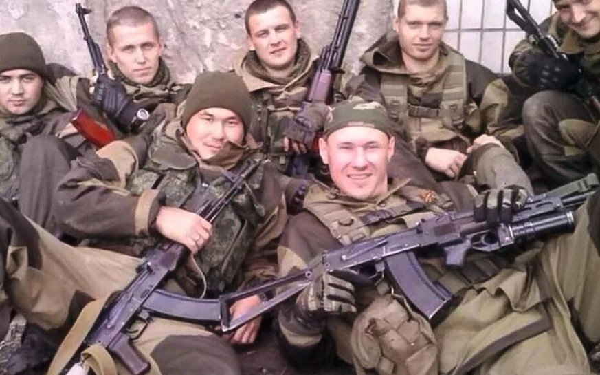 Des paramilitaires du groupe Wagner, dans l'est de l'Ukraine.