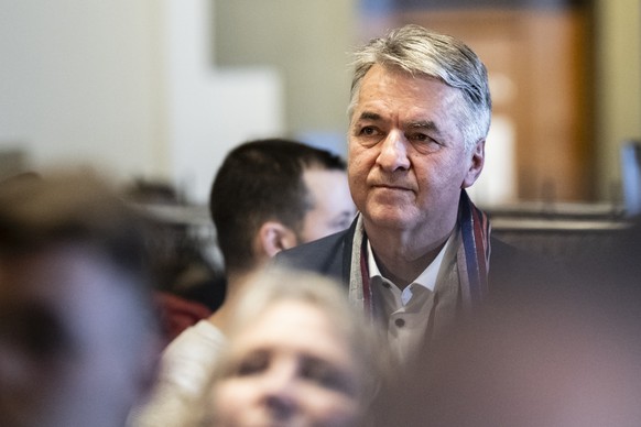 Der bisherige Stadtpraesident, Alec von Graffenried, GFL, reagiert nach Bekanntgabe der Resultate der Wahl zum Stadtpraesidium, am Tag der staedtischen Wahlen, am Sonntag, 24. November 2024 im Rathaus ...