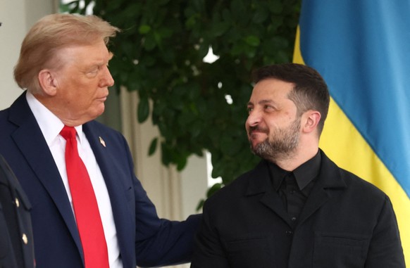 WASHINGTON DC, US - AUGUST 18: Ukrainian President Volodymyr Zelenskyy is welcomed by US President Donald Trump in Washington D.C., United States on August 18, 2025. Fatih Aktas / AnadoluNo Use USA No ...