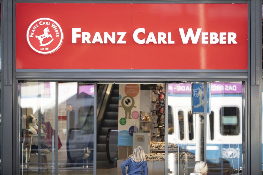 The entrance to the toy shop Franz Carl Weber on Bahnhofplatz 9 in Zurich, Switzerland, on September 25, 2018. (KEYSTONE/Gaetan Bally)