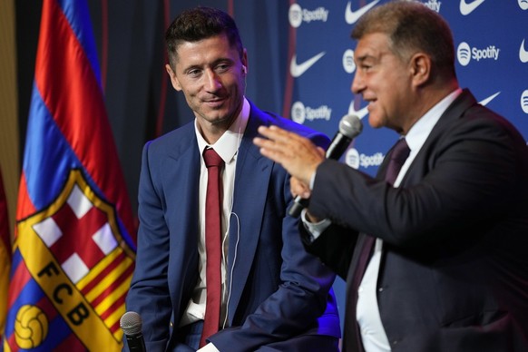 Joan Laporta avec Robert Lewandowski