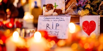 Helpline désactivée ++ Les politiciens appellent au recueillement