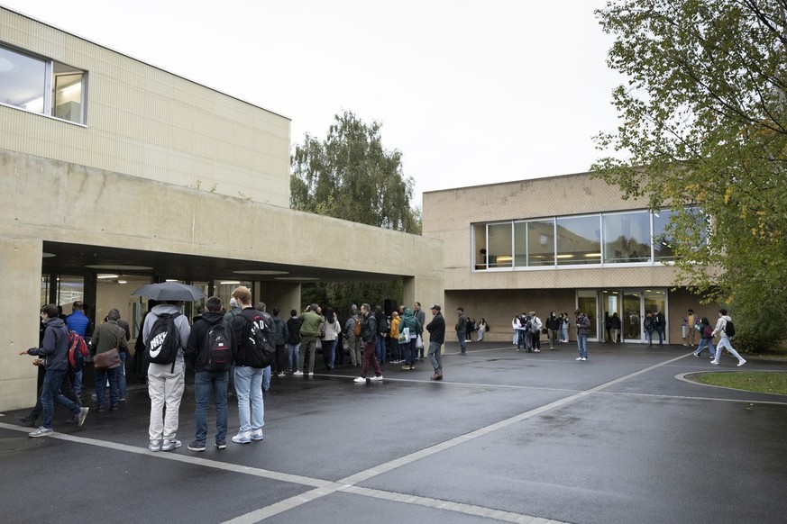 Dans les collèges, gymnases et lycées de Suisse romande, la durée minimale de la filière gymnasiale va passer à quatre ans. (KEYSTONE/Noemi Cinelli)