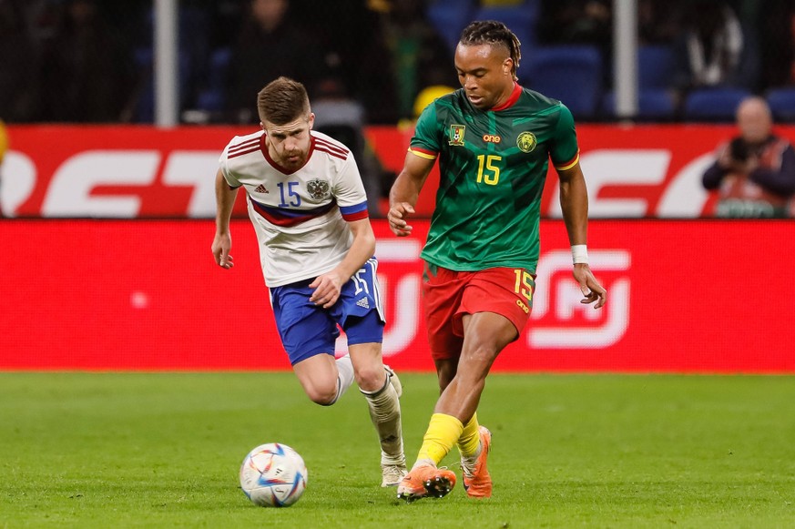 Russia v Cameroon - International Friendly, L�nderspiel, Nationalmannschaft Danil Glebov L of Russia and Pierre Kunde of Cameroon vie for the ball during the international friendly match between Russi ...