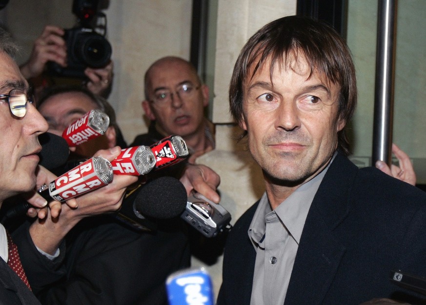 Nicolas Hulot en 2006, à la sortie de l'Assemblée nationale.