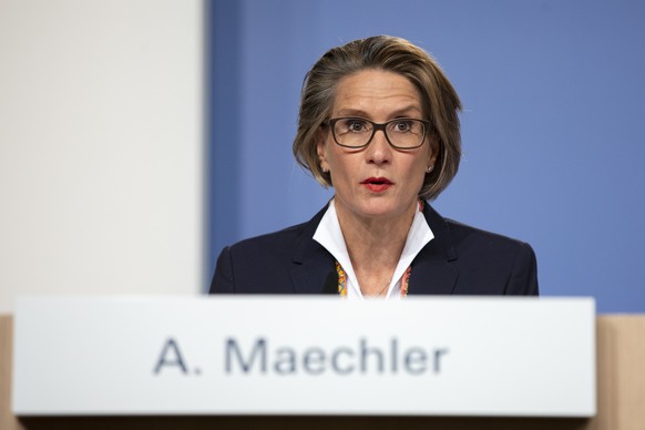 Andrea Maechler, Mitglied des Direktoriums der Schweizerischen Nationalbank SNB, spricht waehrend des Halbjahres-Mediengespraechs, am Donnerstag, 17. Juni 2021, in Bern. (KEYSTONE/Peter Klaunzer)