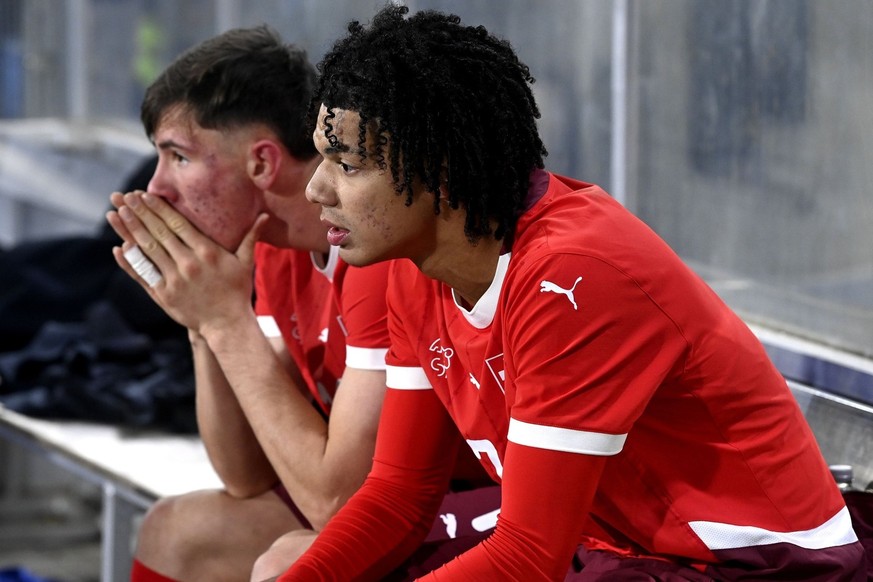 La défaite 0-7 contre le Danemark en novembre dernier a choqué Enrique Aguilar (premier plan) et ses coéquipiers.