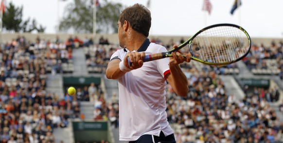 epa04772887 Richard Gasquet of France in action against Carlos Berlocq of Argentina during their second round match for the French Open tennis tournament at Roland Garros in Paris, France, 28 May 2015 ...