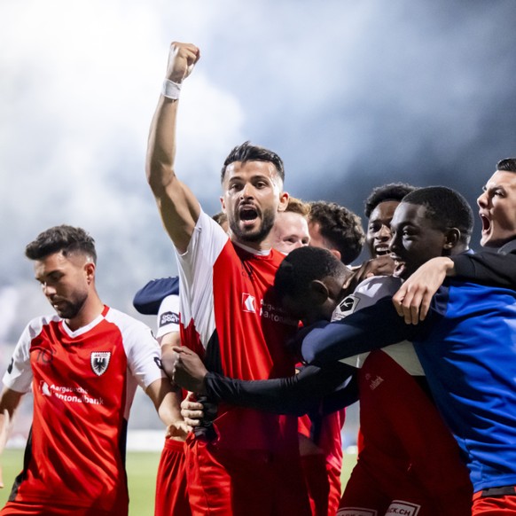 La joie des joueurs d&#039;Aarau, qui joueront le barrage face à l&#039;avant-dernier de Challenge League
