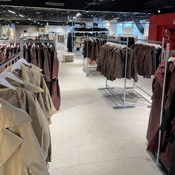 Des rayons vides et une ambiance étrange.