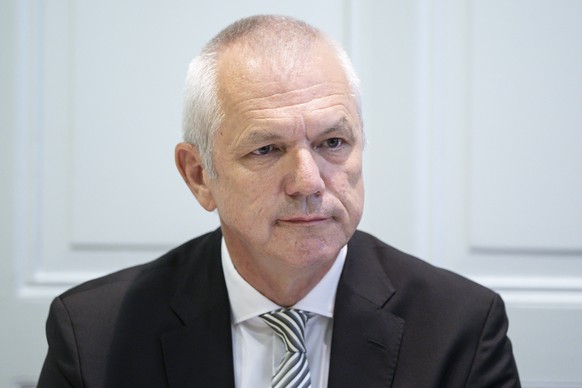 SPERRFRIST BIS 23 UHR..Michael Nussli, Chef Langfristige Entwicklung und Ressourcen LBA, Stellvertretender Chef Logistikbasis der Armee (LBA), spricht zum Pruefbericht der Eidgenoessischen Finanzkontr ...