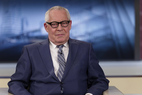 Karl Schl�gel bei Anne Will 2023-09-17 - Deutschland, Berlin - Karl Schl�gel, Historiker und Osteuropa-Experte, zu Gast bei Anne Will im Ersten. Thema des ARD-Politiktalks: M�hsame Offensive, ferner F ...