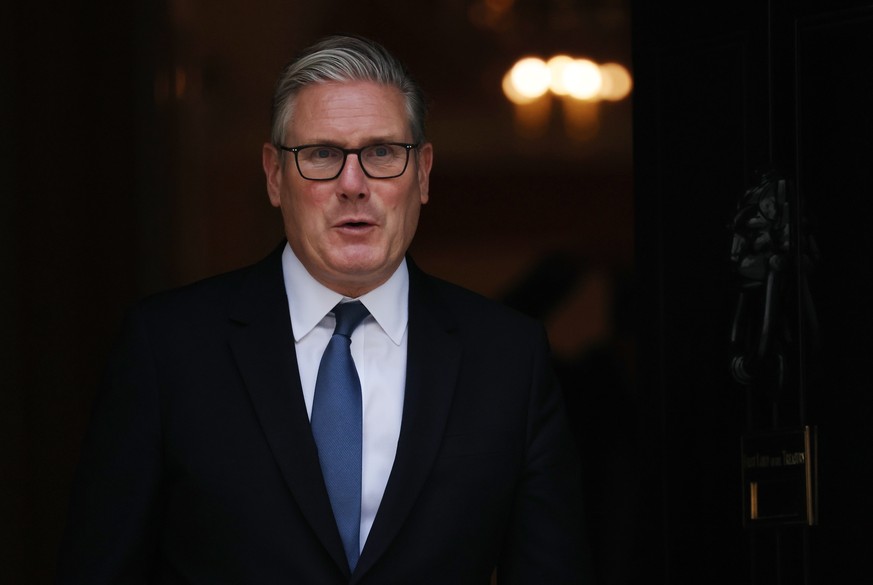 epa12907114 British Prime Minister Keir Starmer ahead of welcoming the Secretary General of the Council of Europe to 10 Downing Street in London, Britain, 22 April 2026. EPA/ANDY RAIN
