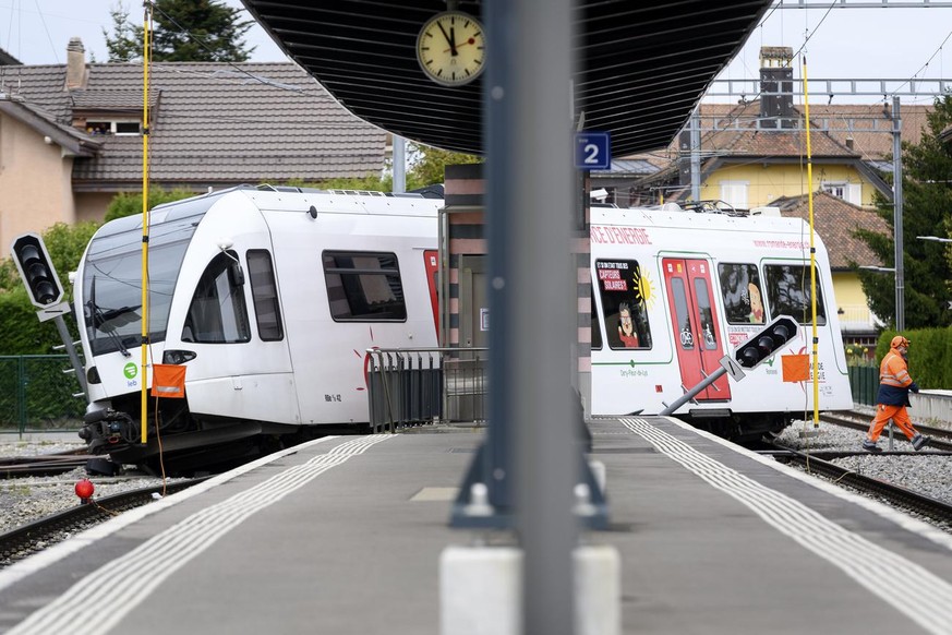 La rame du train Lausanne-Echallens-Bercher, LEB, des Transports publics lausannois, TL, photographiee apres l&#039;accident ce lundi 28 septembre 2020 a la gare d&#039; Echallens. Un train du LEB a d ...