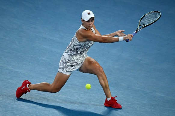 Le revers slicé, rareté du tennis féminin (voire masculin avec une telle pureté).