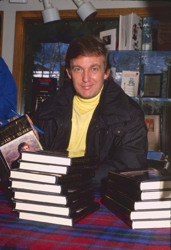Donald Trump Aspen.Colorado.USA. LIBRARY: Donald Trump promoting his book Trump:The Art of the Deal. December 1987. LMK30-LIB131013PBOR-002. PUBLICATIONxINxGERxSUIxAUTxONLY

Donald Trump Aspen Color ...