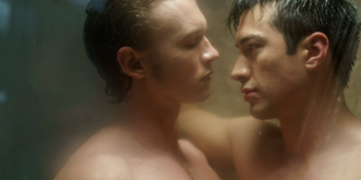 Pourquoi cette romance queer dans le monde du hockey fascine autant