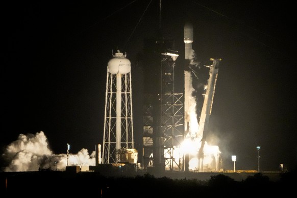 FILE - A SpaceX Falcon 9 rocket lifts off from pad 39A with a payload of a pair of lunar landers at the Kennedy Space Center in Cape Canaveral, Fla., Jan. 15, 2025. (AP Photo/John Raoux, File)
SpaceX  ...