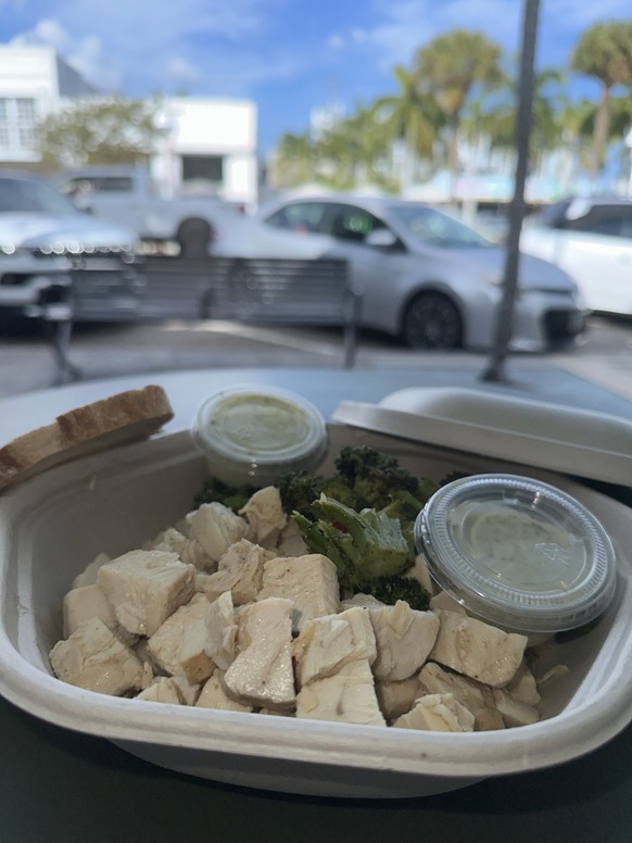 On a pris la sauce à part, comme Gwyneth Paltrow.