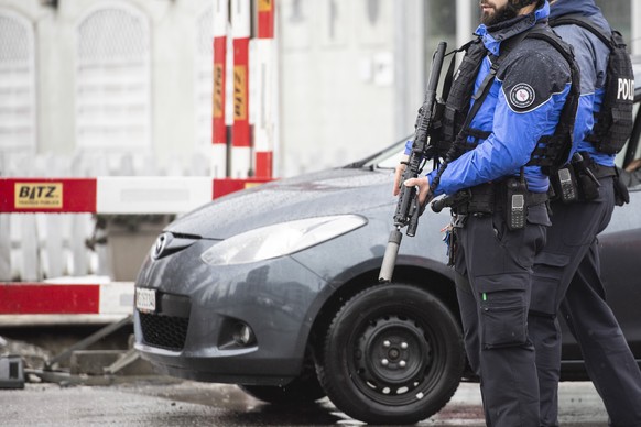 Un individu a tué deux personnes ce lundi matin à Sion.