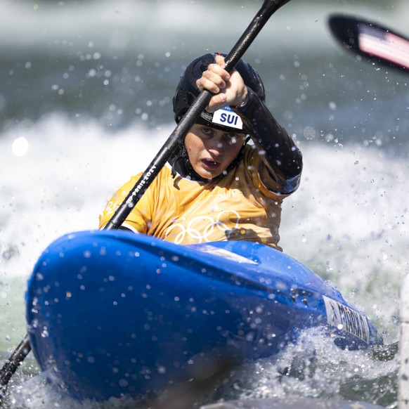 Alena Marx (ici lors des JO 2024) est devenue championne du monde de kayak cross olympique samedi