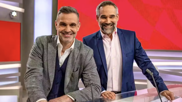 Le nouveau duo qui accompagnera les téléspectateurs de la Nati sur la RTS.