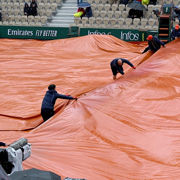 La pluie a joué les trouble-fête mercredi à Roland-Garros