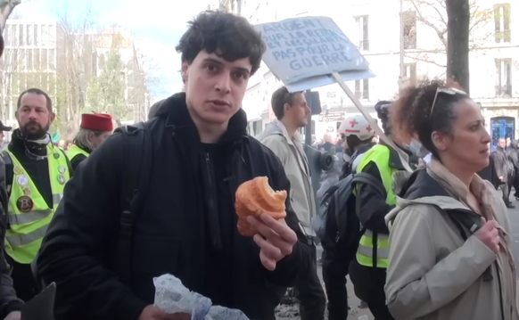 Luis Sal dans Best croissant in Paris.